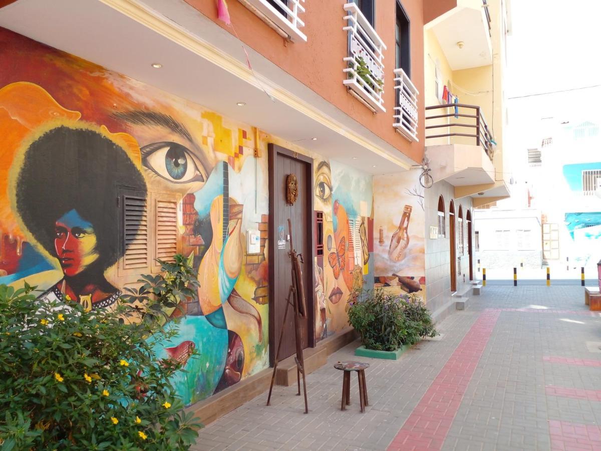 Cph House Praia Exterior photo